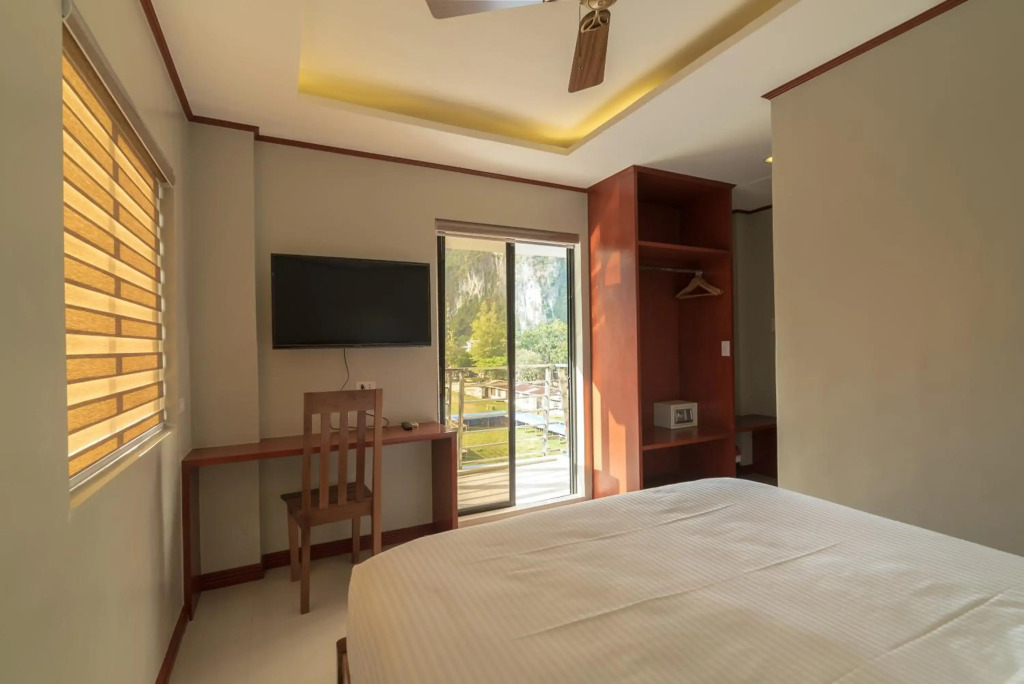 Coral Cliff Hotel