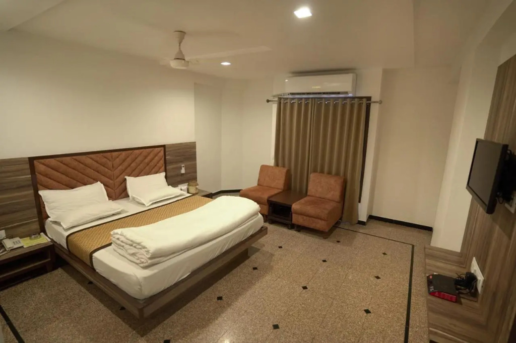 Hotel Shertown