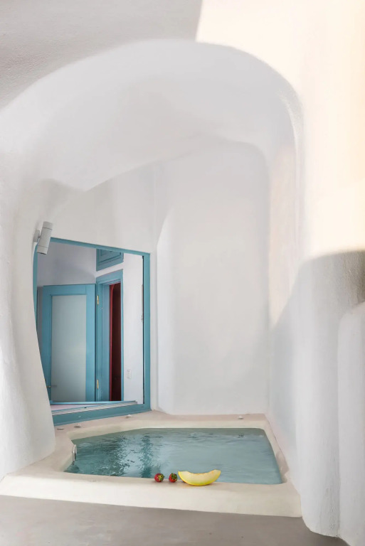 Calliope's Villa with jacuzzi