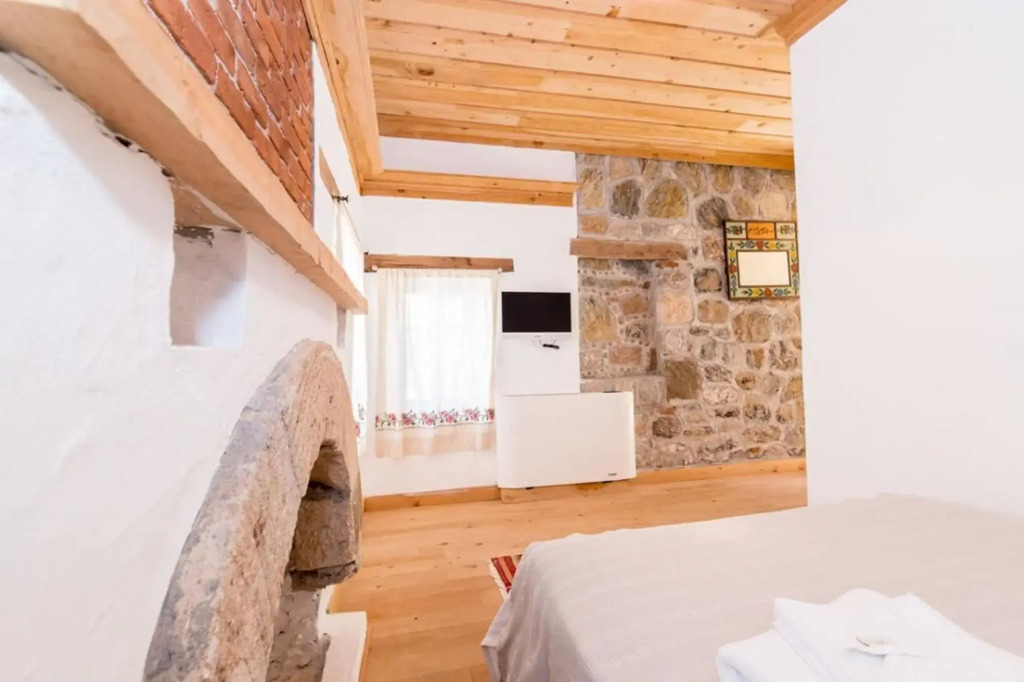 Kaya Guest House