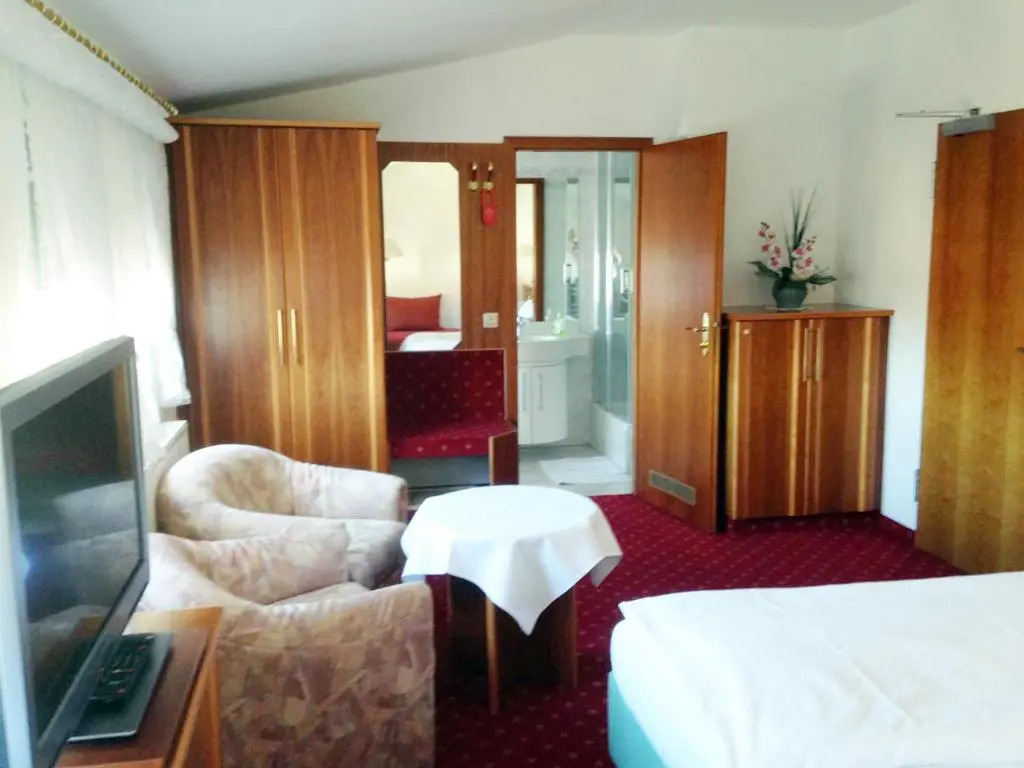 Hotel & Restaurant In der Breite