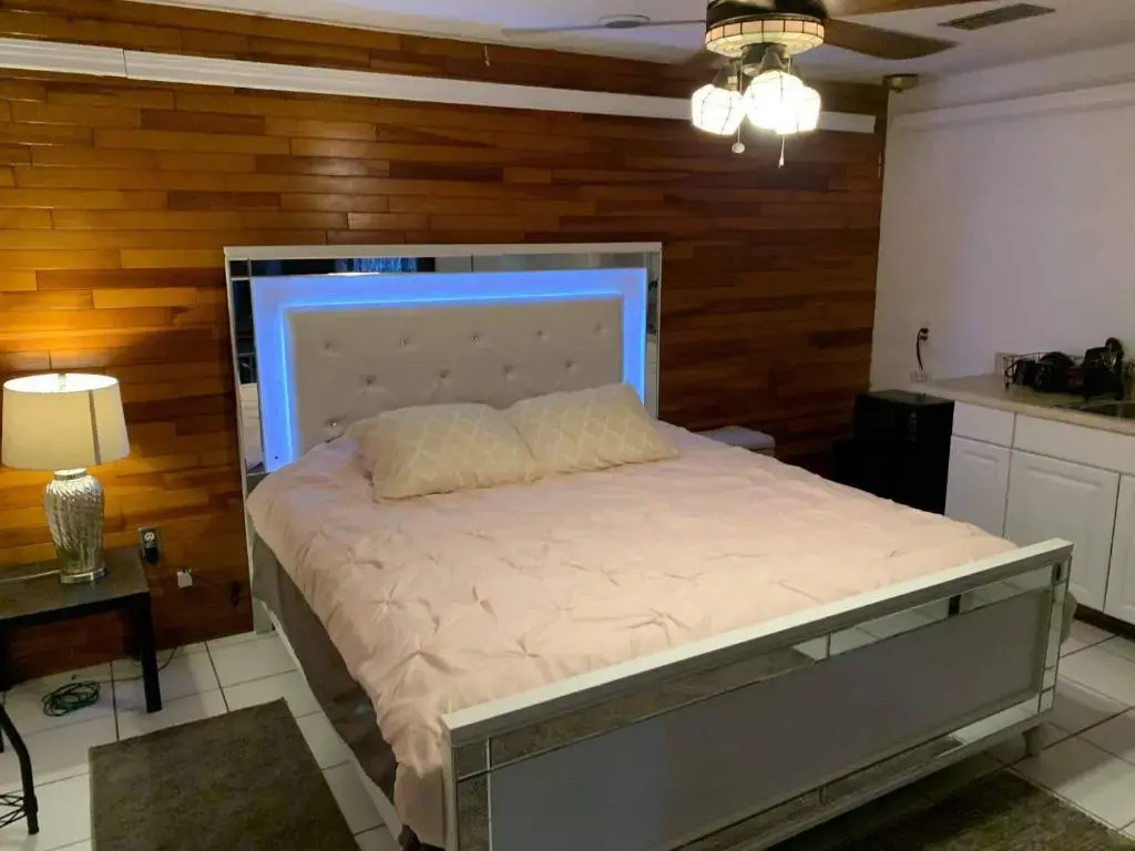 Deluxe studio & Pet friendly