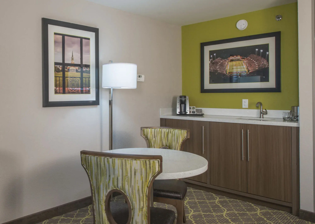 DoubleTree by Hilton Winston Salem - University, NC