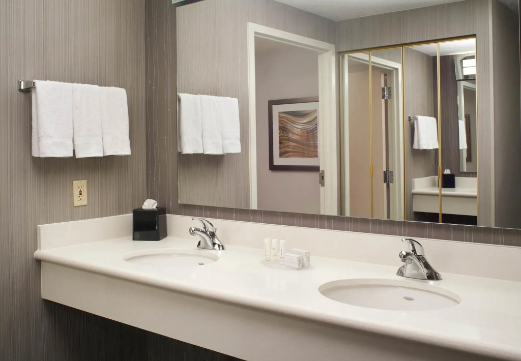 Courtyard by Marriott Cincinnati-Covington