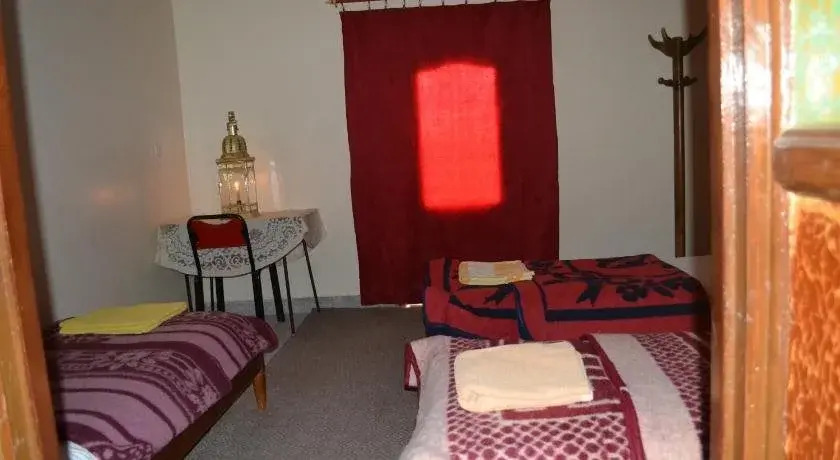 Hotel Almanader