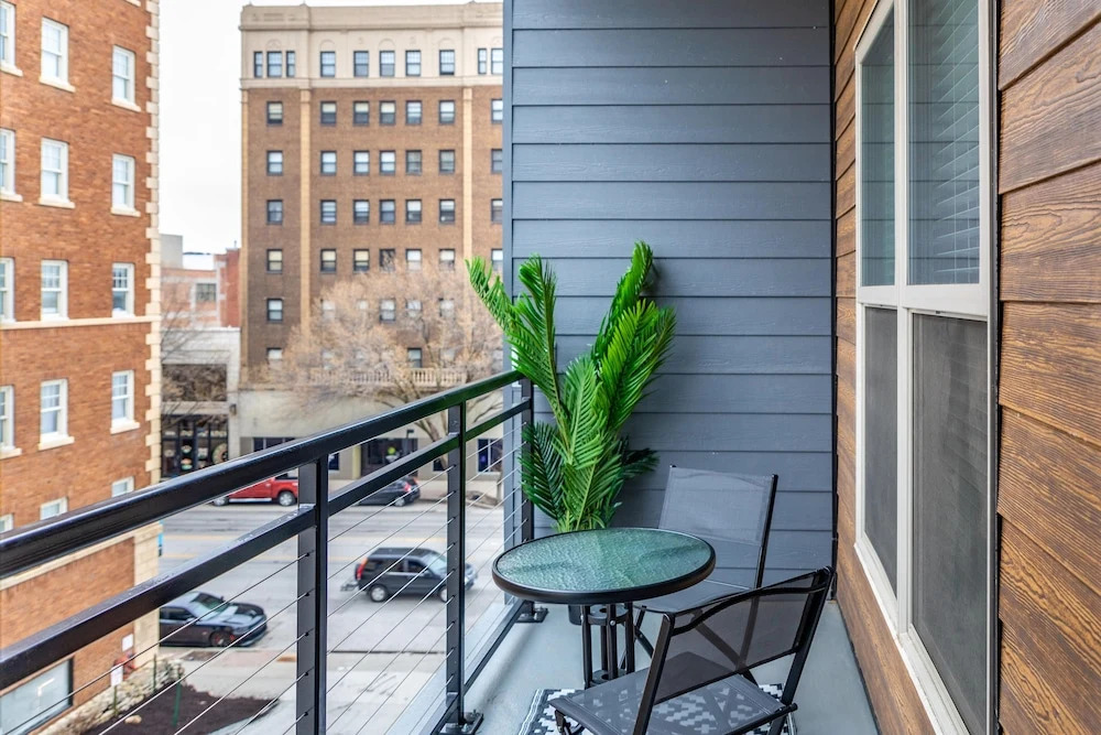 Brand New Suite in Kansas City