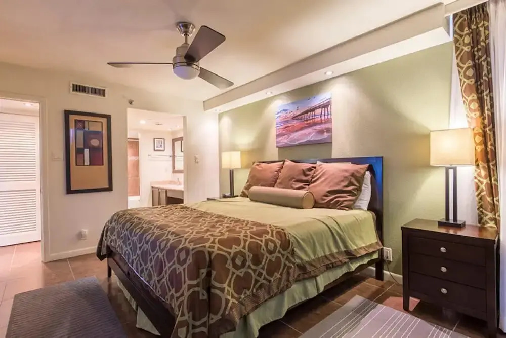 Saida Royale Condominium 9115