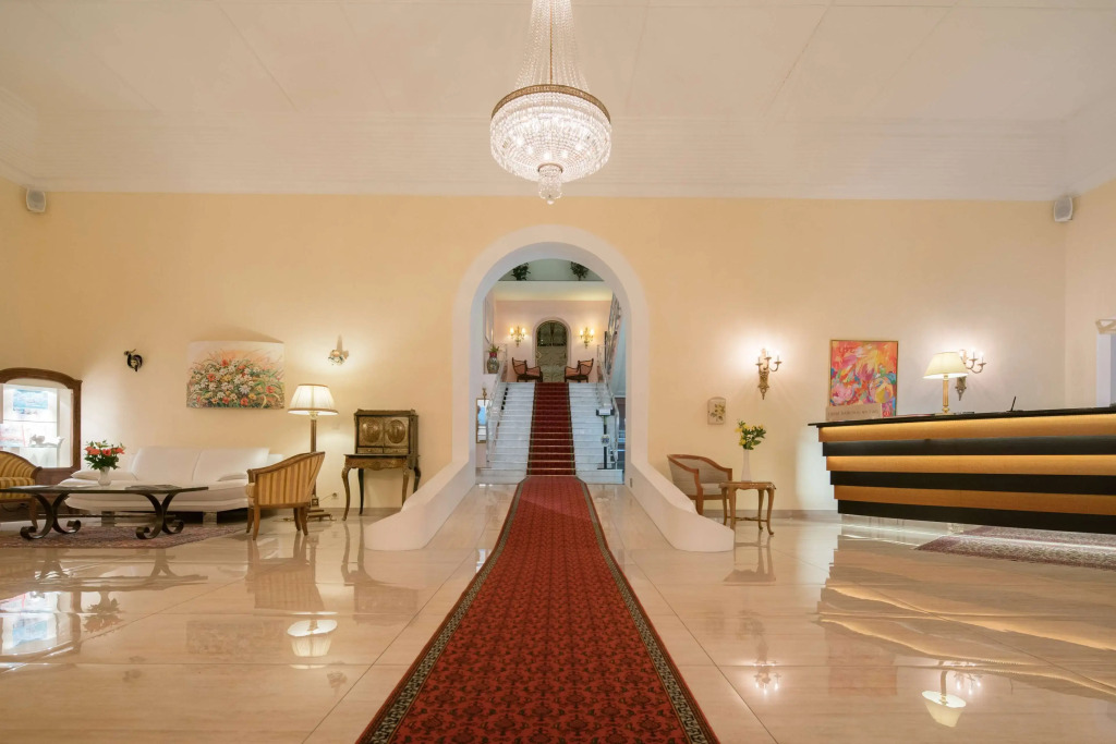 Best Western Hotel Bellevue au Lac
