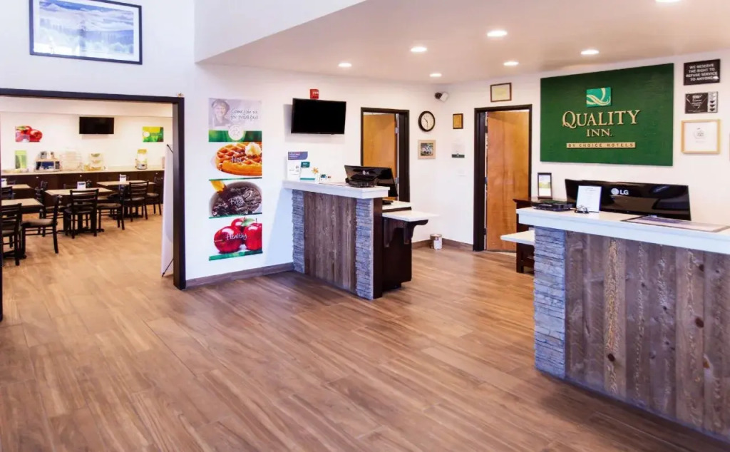 Cottage Grove Inn