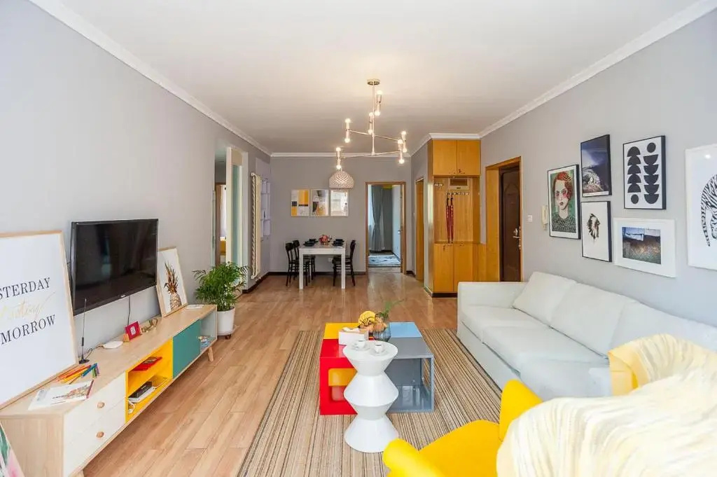 Zhengzhou Zhongyuan·Zhongyuan Wanda· Locals Apartment 00122680