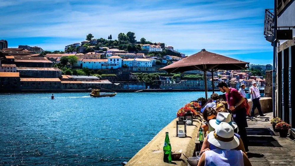 Apartment with 2 Bedrooms in Vila Nova de Gaia, with Wonderful Mountain View, Furnished Balcony And Wifi - 8 Km From the Beach
