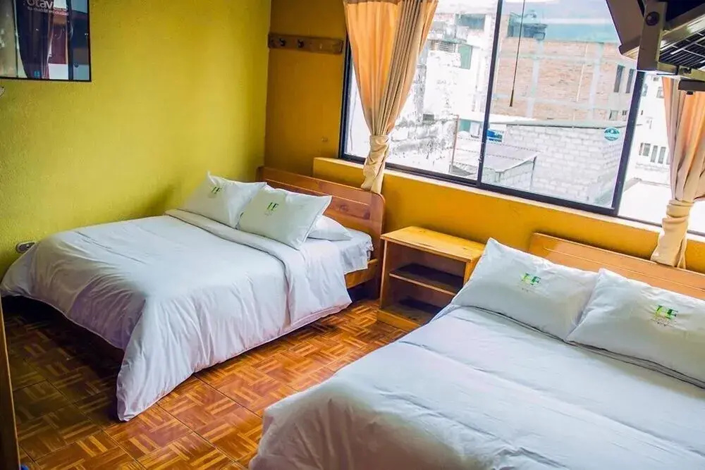Hotel Flores Los Ponchos