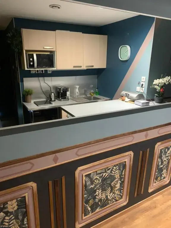 Lyon City Homes Bed & Breakfast