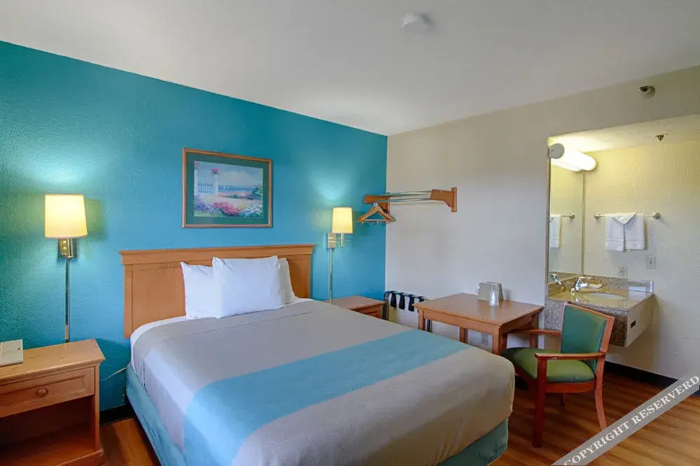 Motel 6 San Diego Mission Valley East