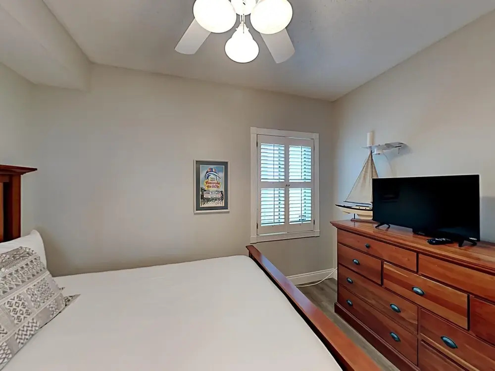 South Harbour #2F by Southern Vacation Rentals