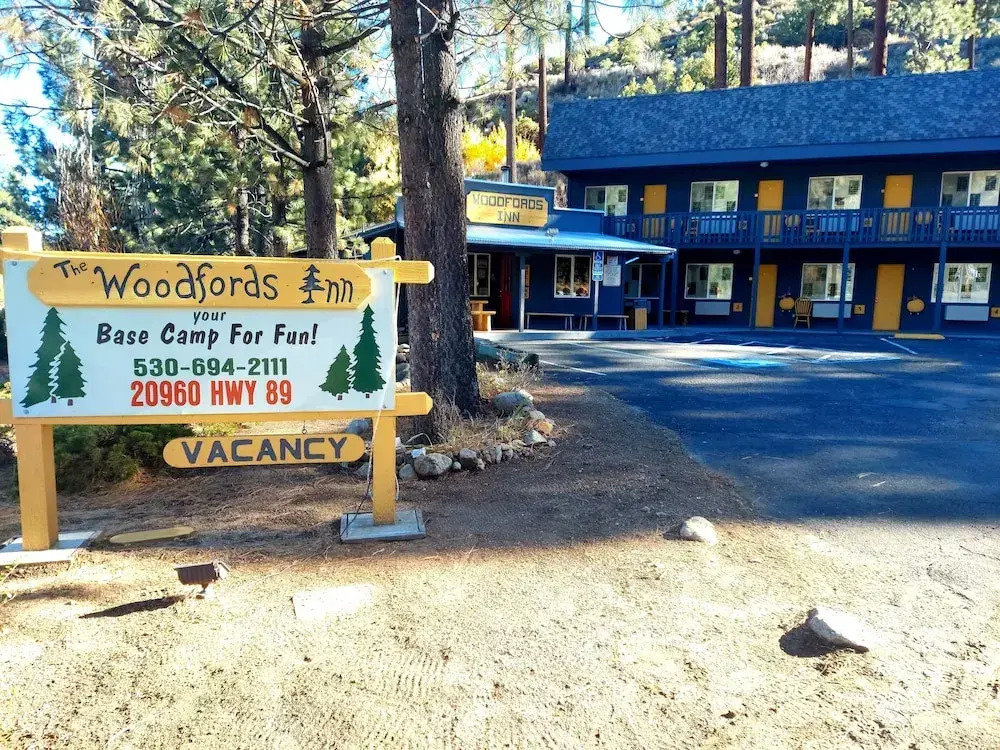 Woodfords Inn