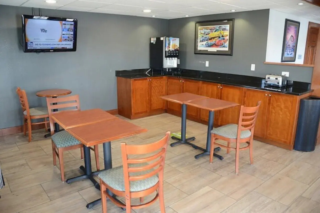 SureStay Hotel by Best Western Bowling Green North