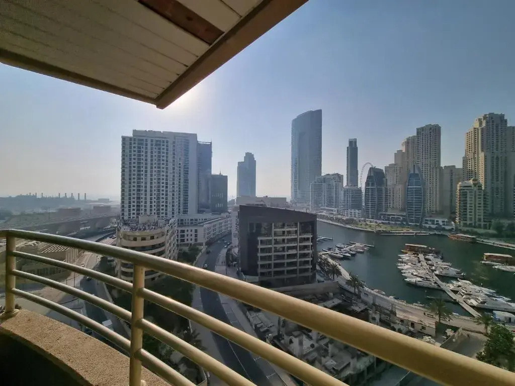 Full Marina View Beautiful 1BR in Dubai Marina - Manchester 12