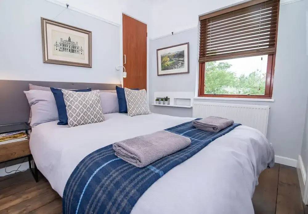 Host Stay Terrace on Canal