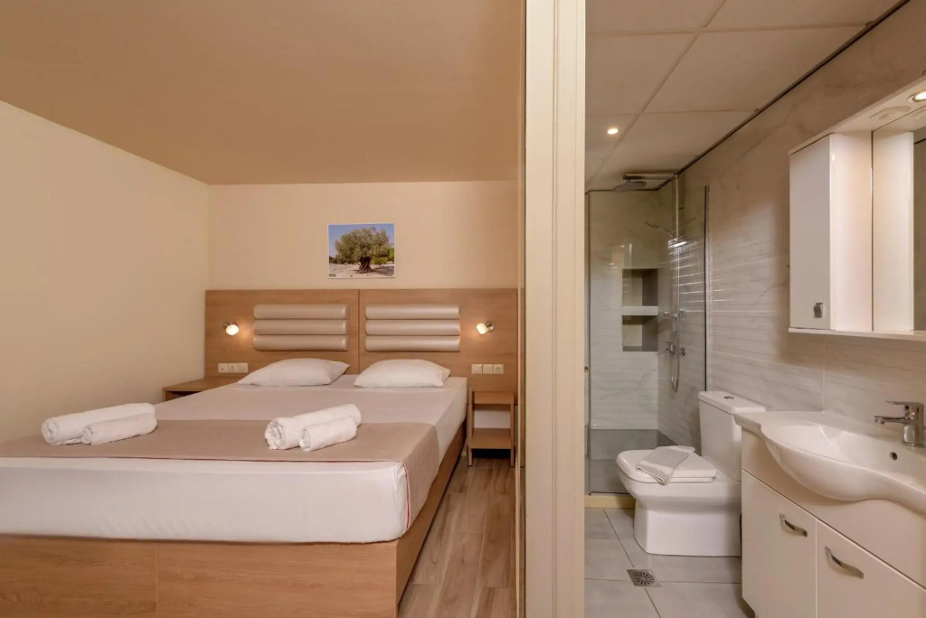 SunBay Hotel