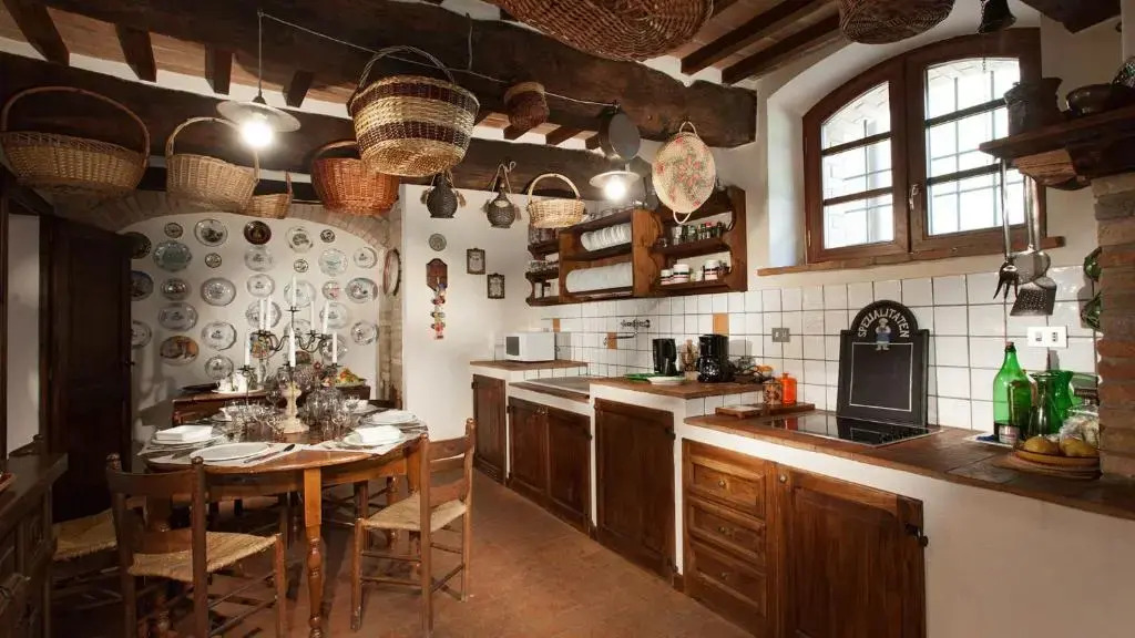 BORGO DEI CIPRESSI 12&2, Emma Villas