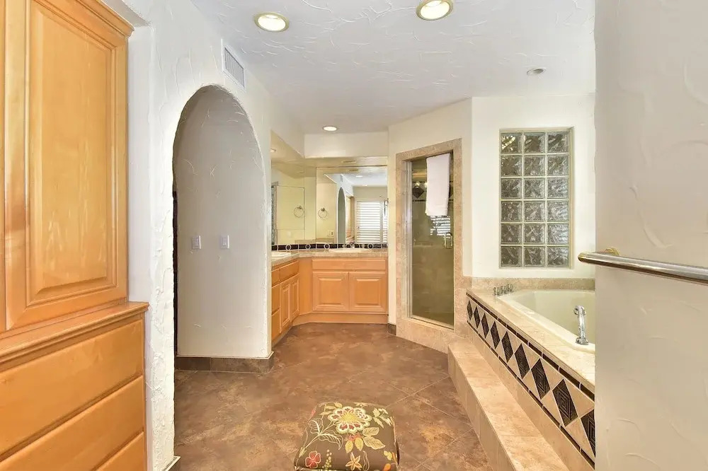 1818 W Ocean Front Coad 6 Bedroom Duplex