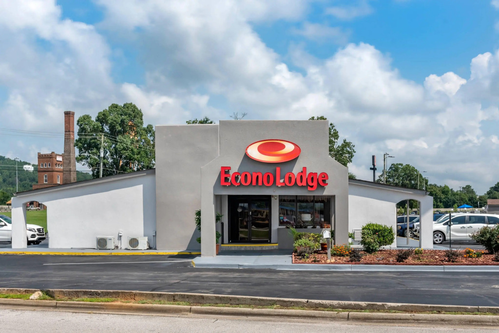 Econo Lodge Oxford near Choccolocco Park