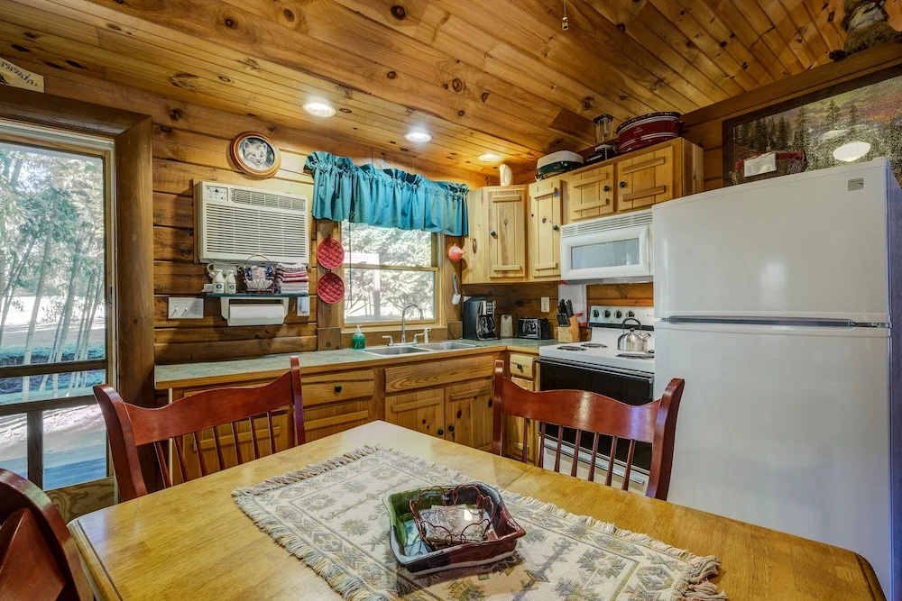 Cobb Creek Cabins