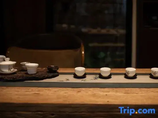 Yulong Qiyunli Designer Homestay