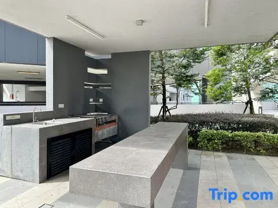 Sky 88 Highfloor Cityview Couple Suites near KSL | Studio