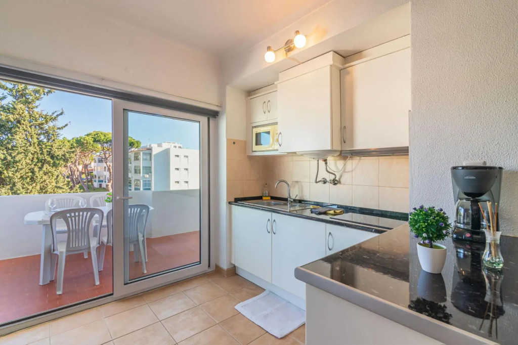 Vilamoura Cosy 2 With Pool by Homing