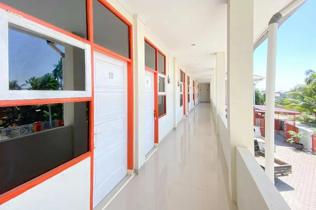 Urbanview Hotel Falah Residence Syariah By RedDoorz