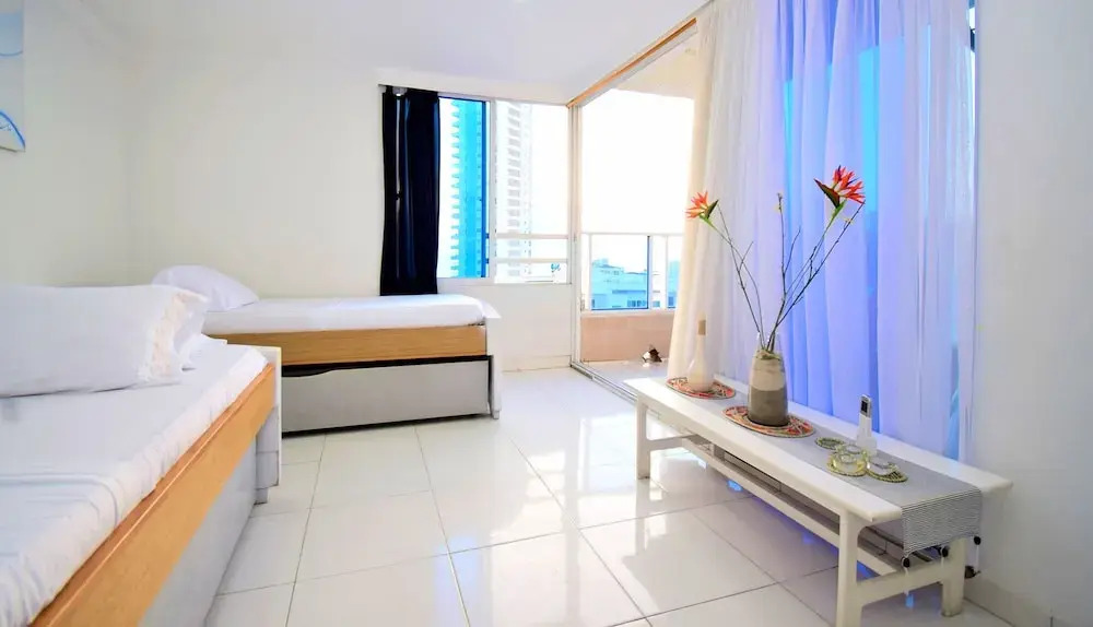 Apartamento Azul Marino - Piso 18