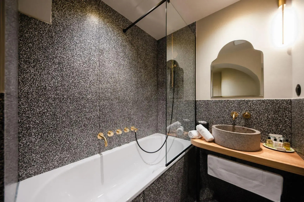 Hôtel de lAbbaye Lyon - Boutique Hôtel