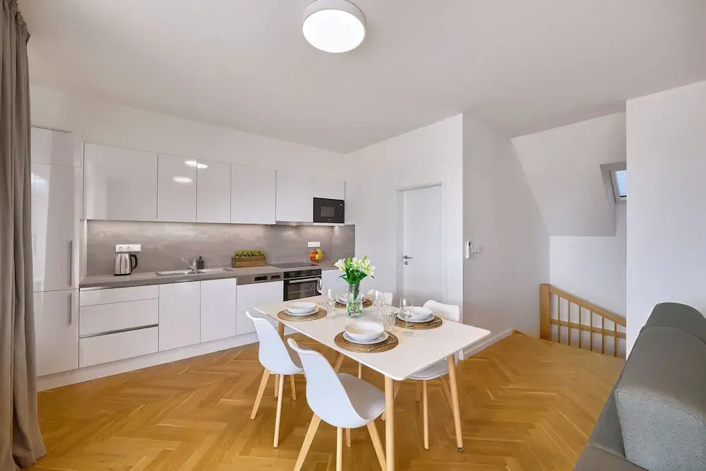DownTown Suites Rubesova