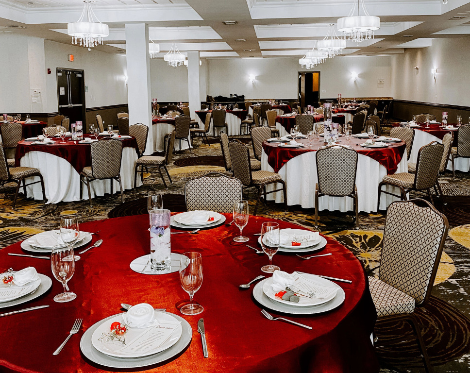 Crowne Plaza Chicago SW - Burr Ridge by IHG