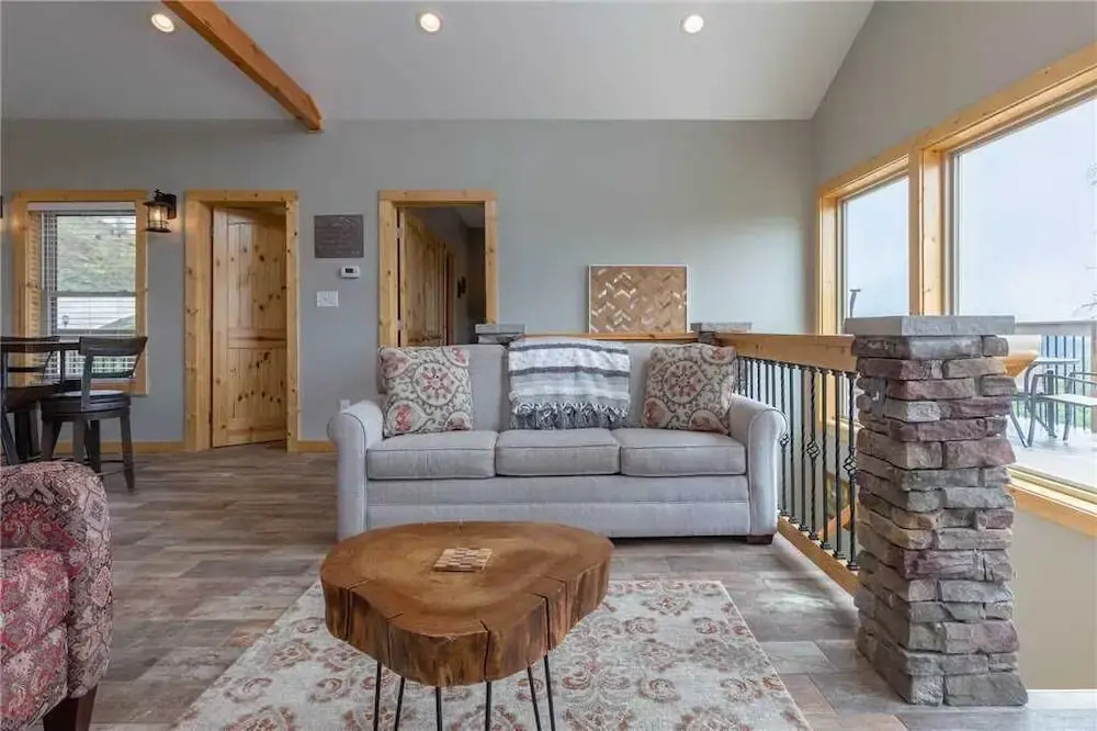 Hello Smokys - Two Bedroom Cabin