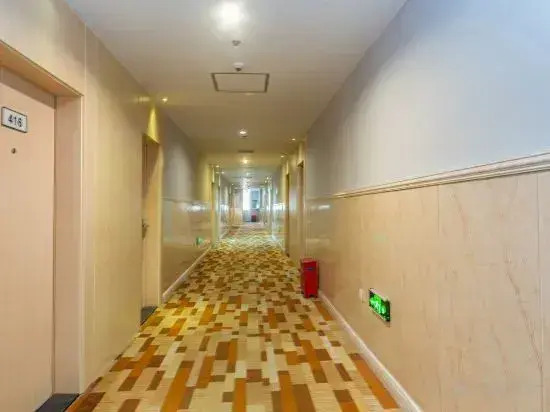 Homeinn · neo (Shanghai North Bund Longchang Road Subway Station)