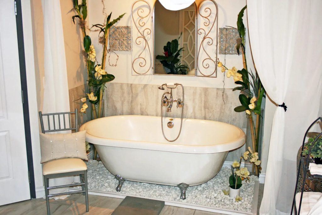 Hideaway Suites On 5th-Formally 5th East Hall