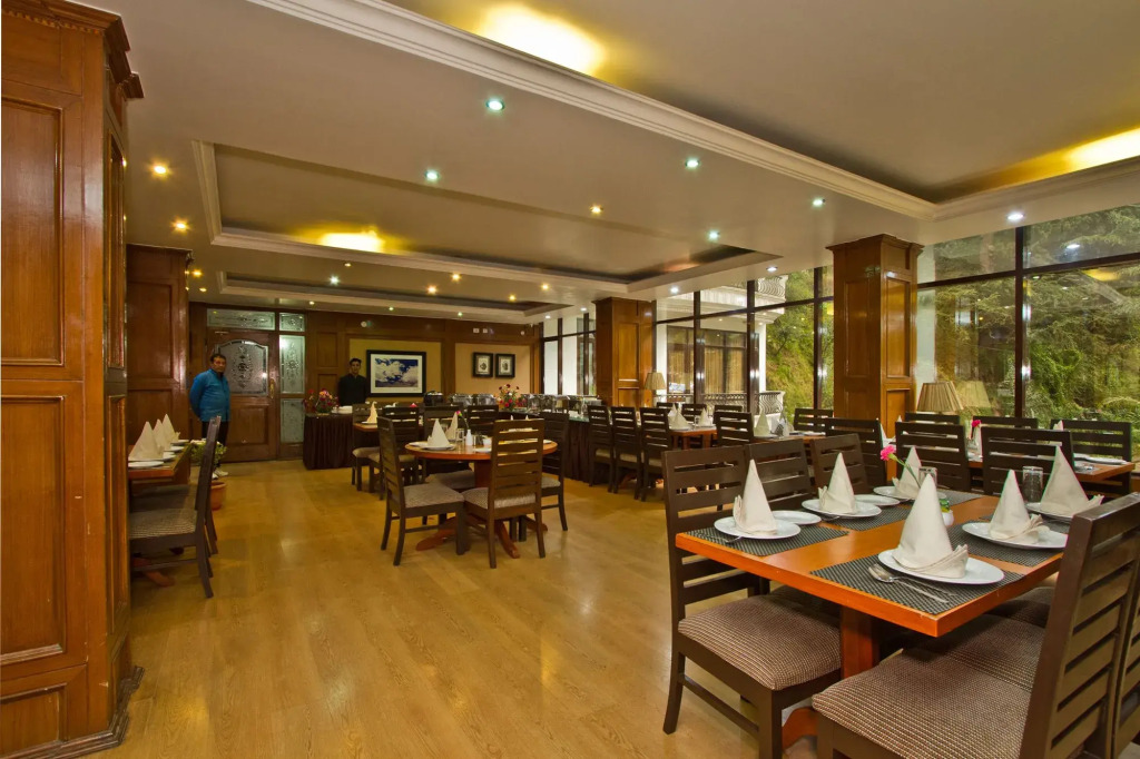 Hotel Broadways Inn