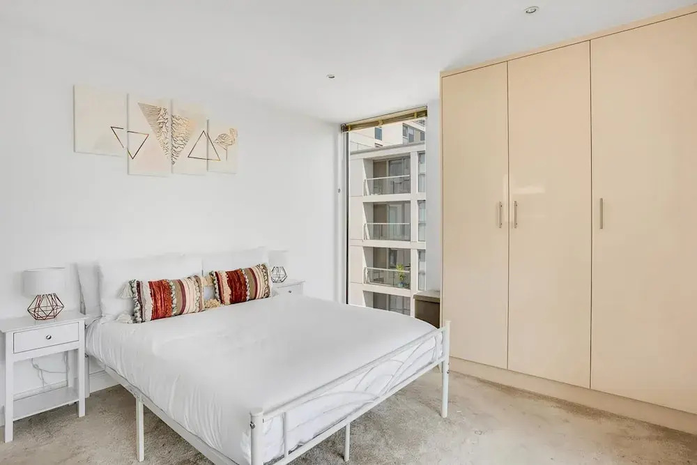Panoramic London: 3-Bed City Oasis