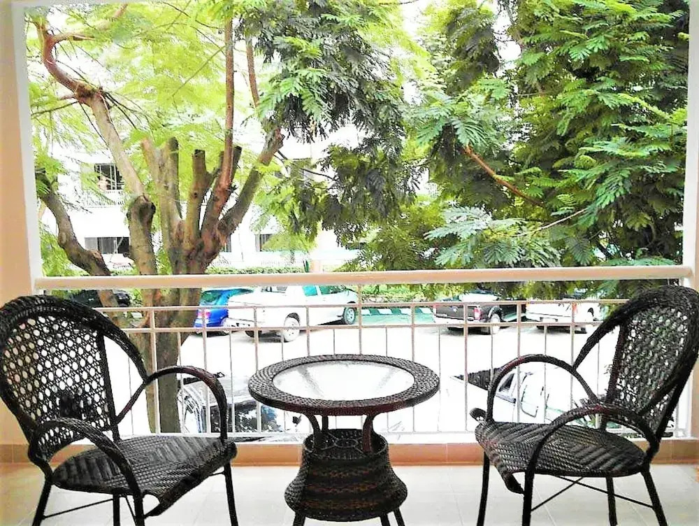 Baan Suan Lalana Large Studio