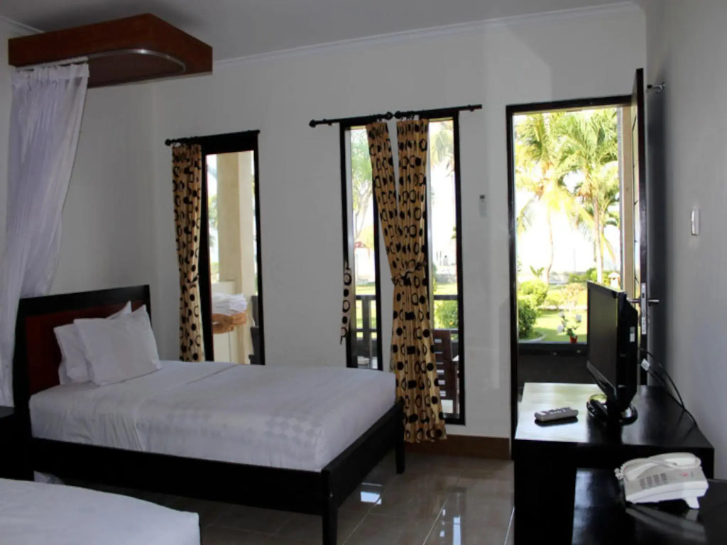 Aman Gati Hotel Lakey
