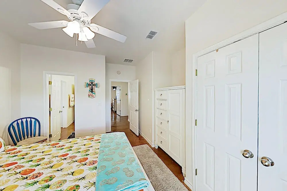 Festive Rockport W/ Large Yard, Near Beach 3 Bedroom Home
