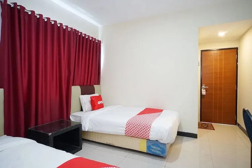 OYO 1647 Hotel Pavilliun 02