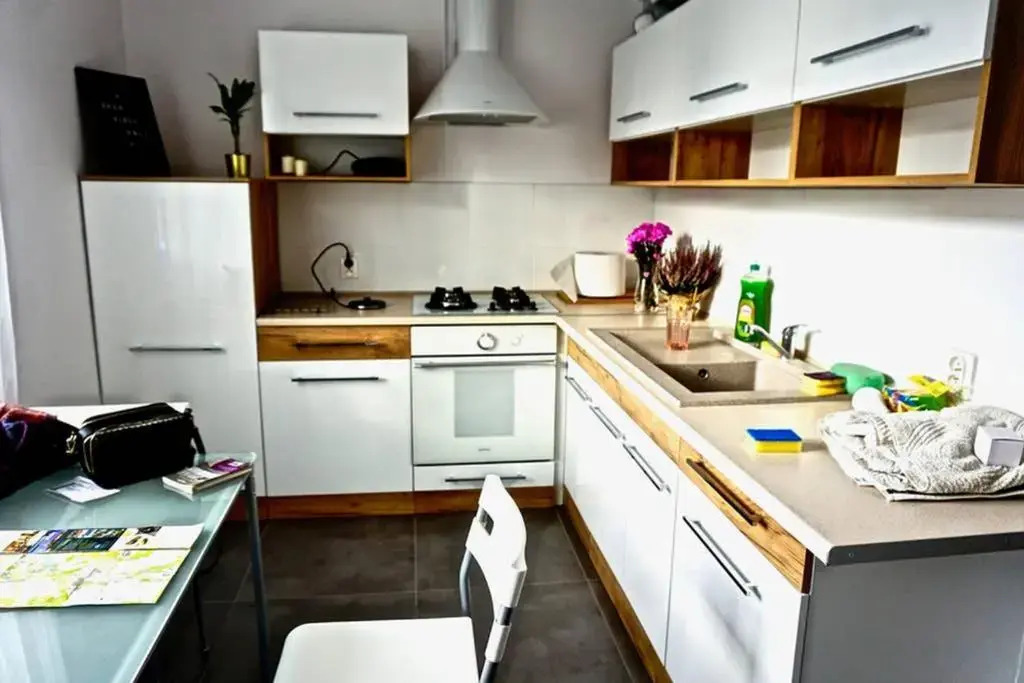 Charming Local Apartment In The City Center