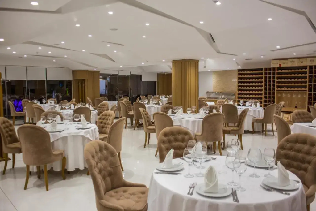 Santa Quaranta Premium Resort