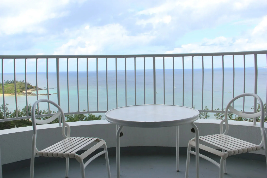 Okinawa Kariyushi Beach Resort Ocean Spa