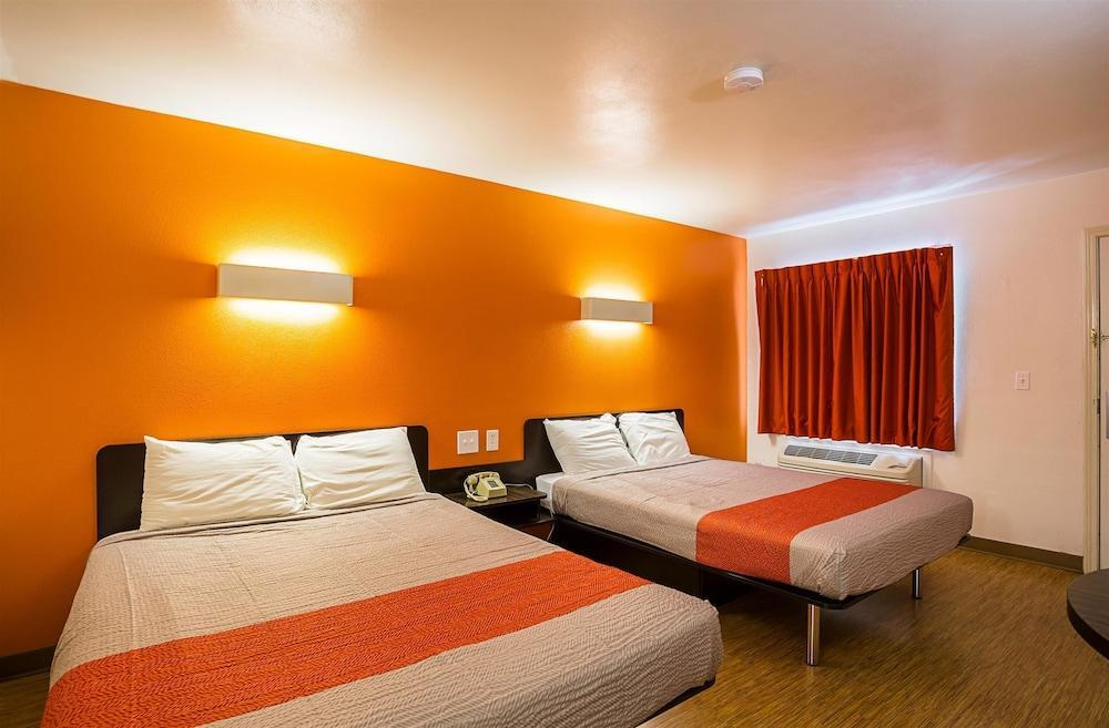 Thunderbird Motel Ellensburg