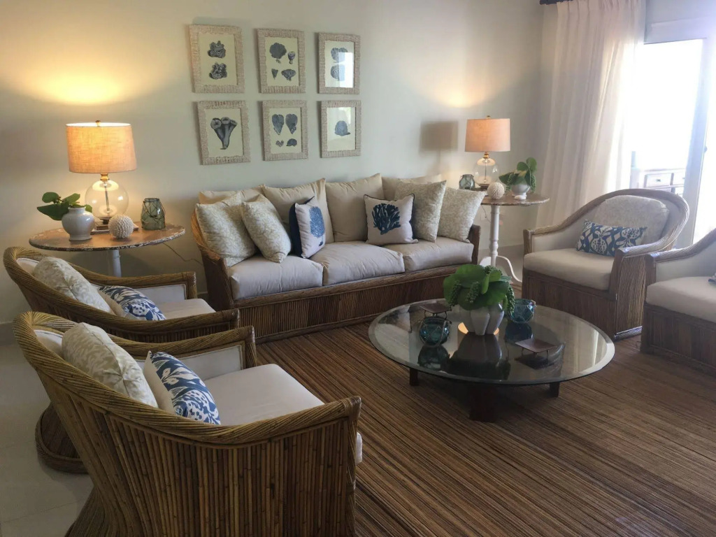 Beach Front Luxury Apartment - BlueBeach